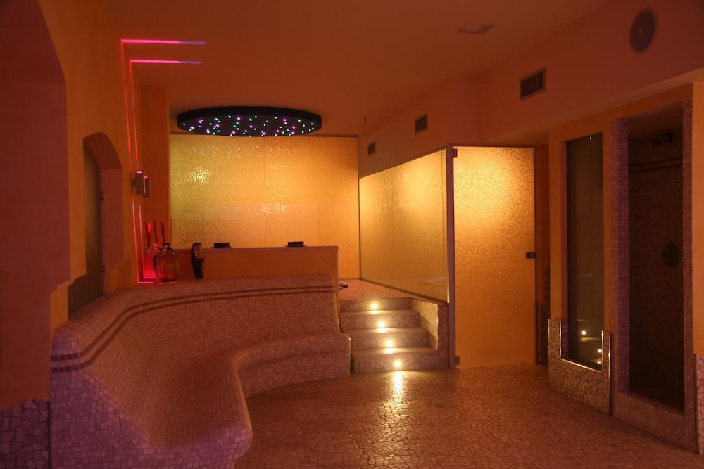 Art&Hotel Aeroporto Stezzano Esterno foto