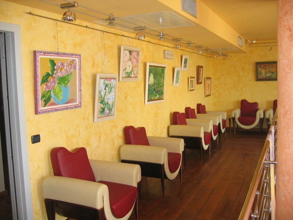 Art&Hotel Aeroporto Stezzano Esterno foto