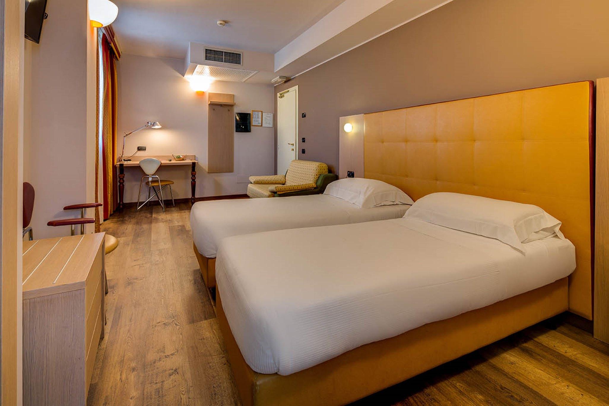 Art&Hotel Aeroporto Stezzano Esterno foto