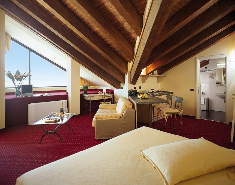Art&Hotel Aeroporto Stezzano Esterno foto